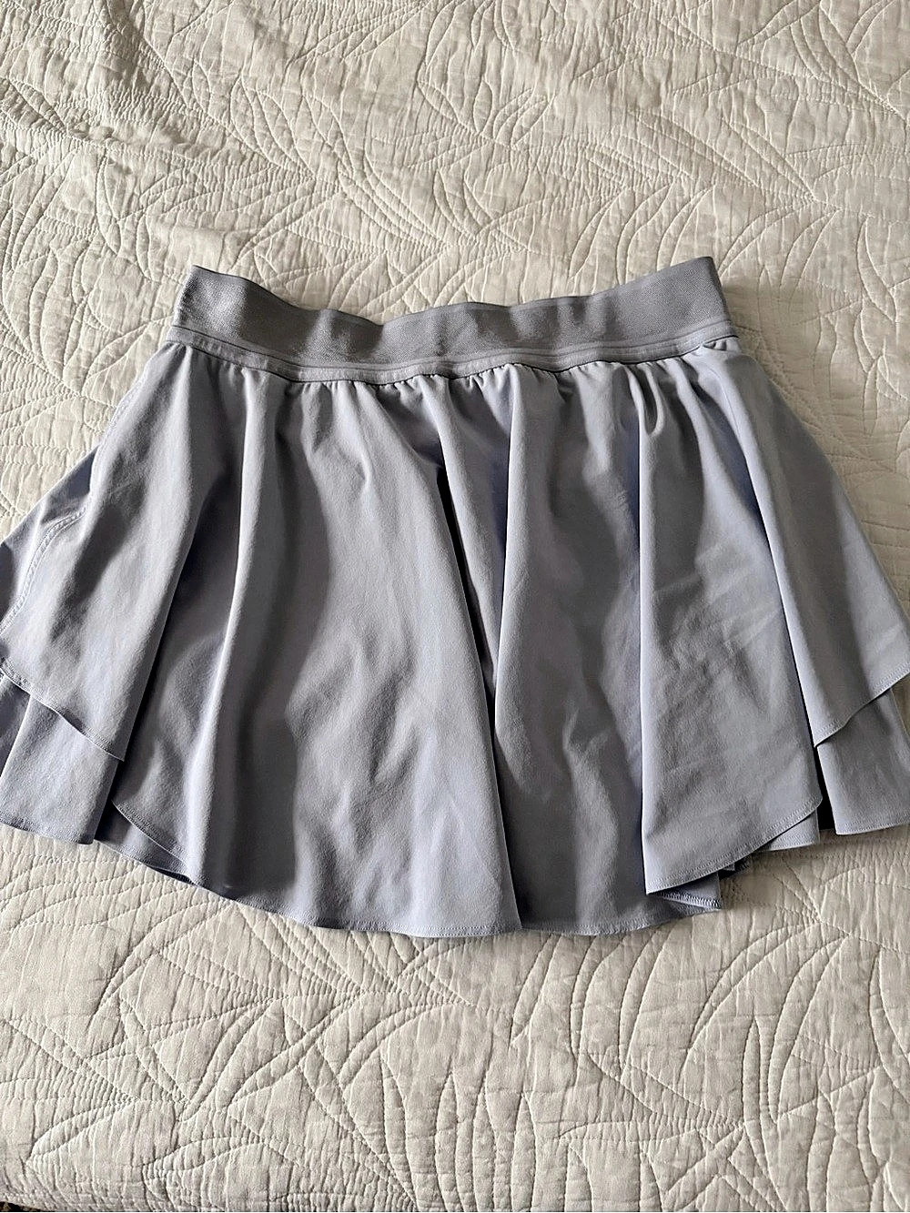 Lululemon flowy skirt Skirt 10